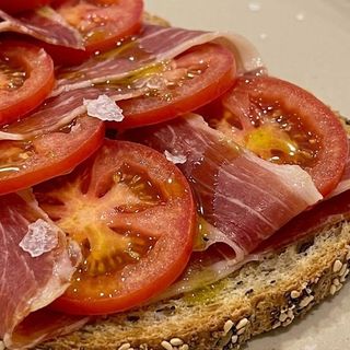 Tosta Tomate & Jamón Serrano