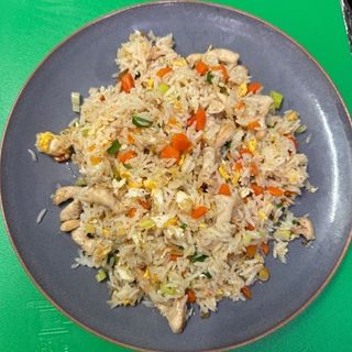 Arroz Frito Con Pollo