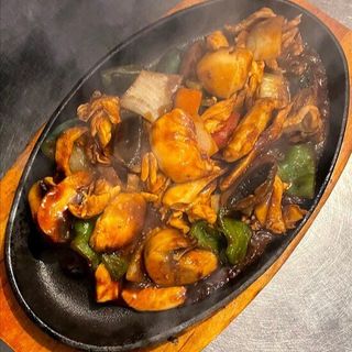 Pollo En Bandeja Quemada