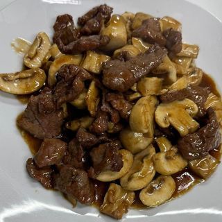 Ternera Con Salsa De Ostras