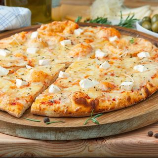 Pizza Cuatro Quesos (Grande)