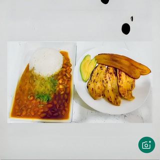 Arroz Con Menestra Con Chuleta