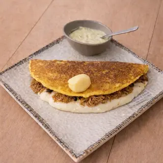 Cachapa De Carne Mechada
