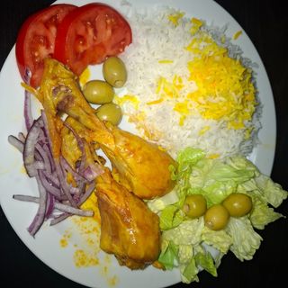 Guiso de muslos de pollo Con Arroz