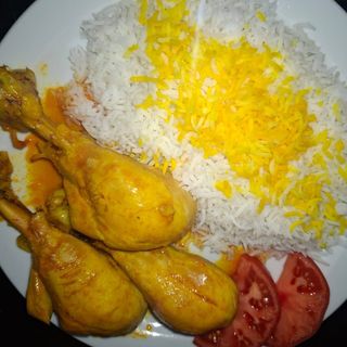 Guiso de 3 muslos de pollo con arruz