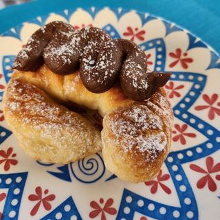 Medialuna Con Dulce De Leche