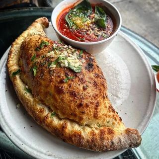 Calzone Shoarma Speciaal