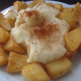 Patatas bravas
