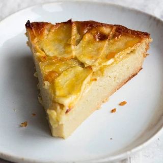 Tarta de manzana (porción)