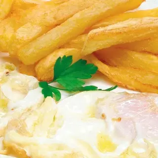 Plato Combinado Ternera Con Patatas Fritas