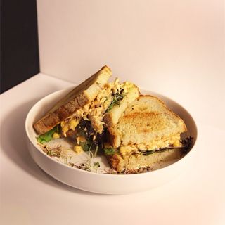 Sándwich De La Casa