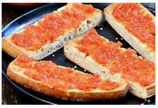 Pan De Coca Con Tomate (Ración)
