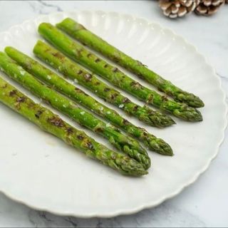 Espárragos Trigueros A La Plancha