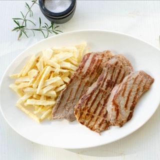 Filete De Ternera Con Patatas