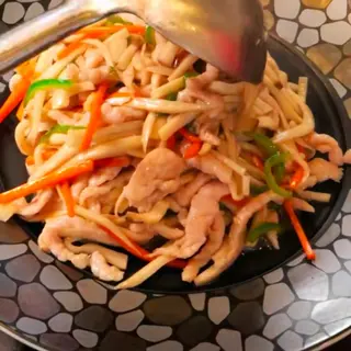 Pollo con verduras
