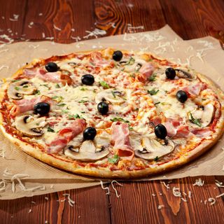 Pizza De 4 Carnes
