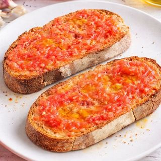 Tostada De Tomate