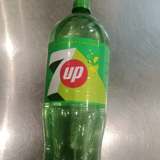 7UP 2L