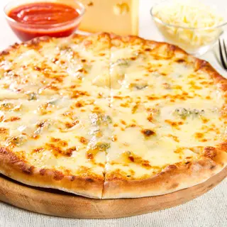 Pizza Margarita (Mediana)