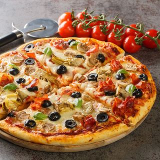 Pizza Salsera (Mediana)