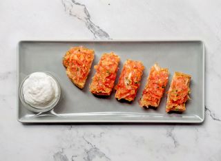 Pan De Tomate