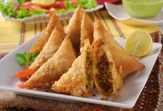 Meat Samosa 3pc