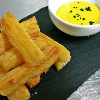 Porción De Yuca Frita