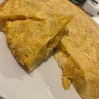 Tortilla Con Chorizo De Teror Y Tetilla