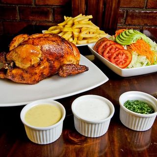 Pollo a la brasa entero 