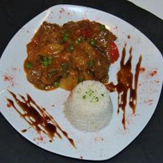 Pulpitos En Salsa Marinera Con Arroz
