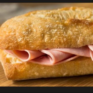 Bocadillo De Jamón York