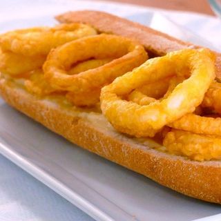 Bocadillo De Calamar Con Mayonesa