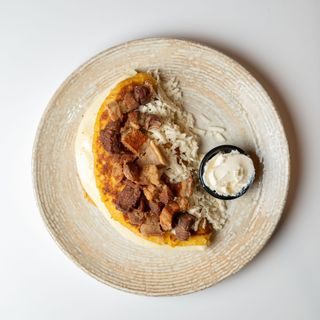 Cachapa Con Chicharrón