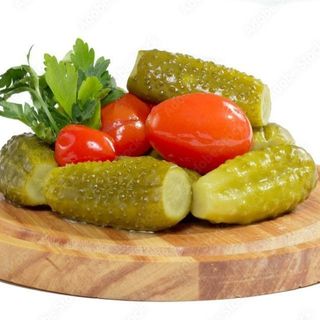 Ассорти Из Маринованных Помидоров И Огурцов