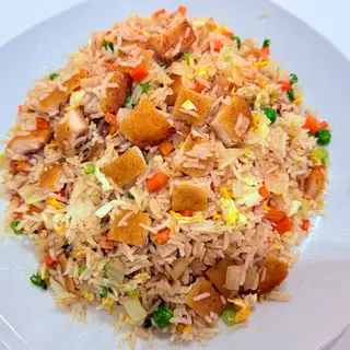 Arroz Frito Con Pollo Empanado鸡排炒饭
