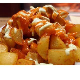 Patatas bravas