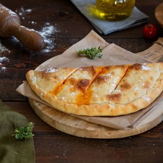 Pizza calzone 