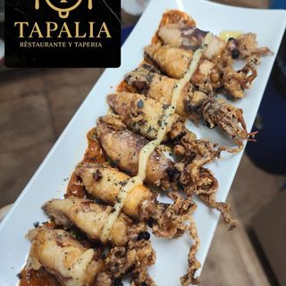 Chipirones crujientes estilo tapalia