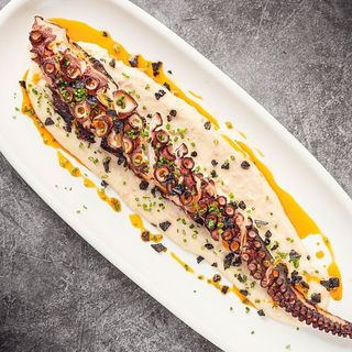 Pata de pulpo entera