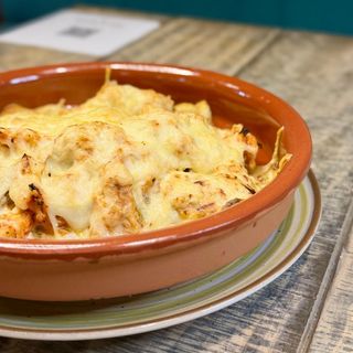 Patatas Con Pollo y Queso