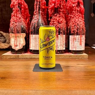 Schweppes (330 ml.)
