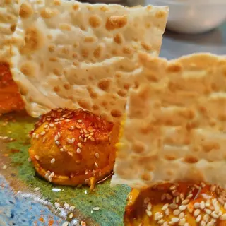 Hummus De Pastanaga Amb Crakers