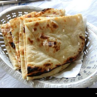 Cheese naan