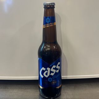 Cerveza Cass (33 Cl.)