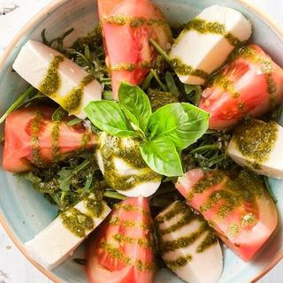 Ensalada De Búfala Fresca