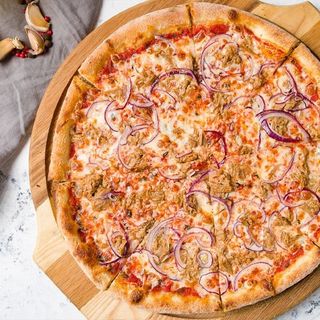 Tuna & Onion Pizza