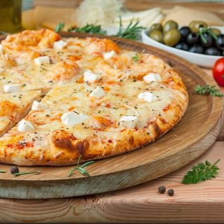 Pizza De Salami (28 Cm.)