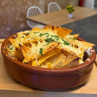Nachos con queso