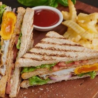 Sándwich de la casa