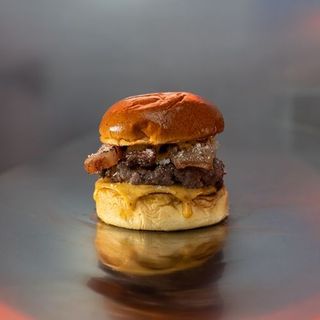 Carbonara Burger